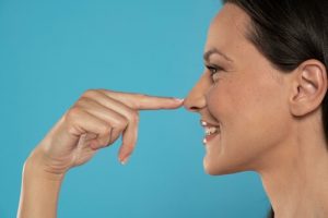 Frontal facial angle